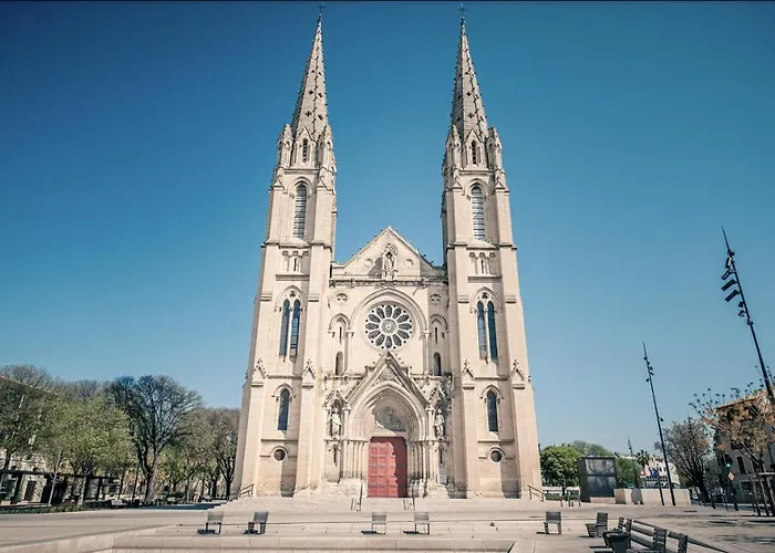 Arena - 2 - Vue Sur Les Arenes * Nimes